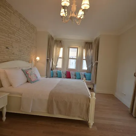 Отель Port Deniz 5*