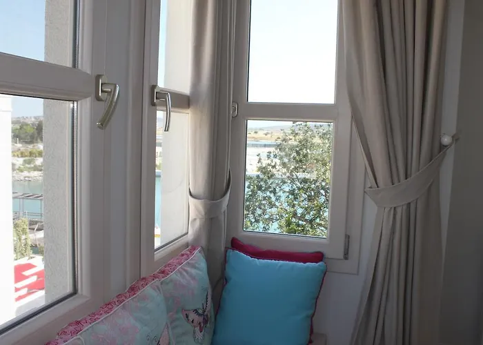 Port Deniz Hotel Alaçatı