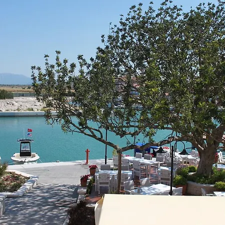 Port Deniz 酒店 5*