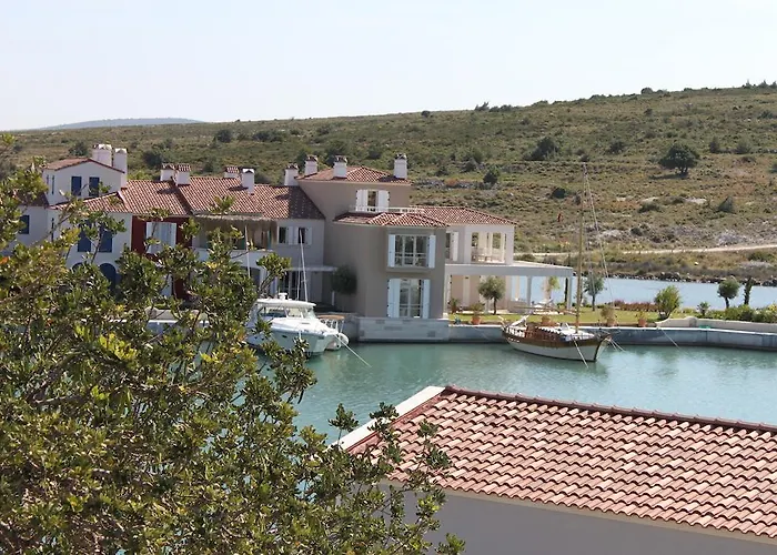 Port Deniz Алачати