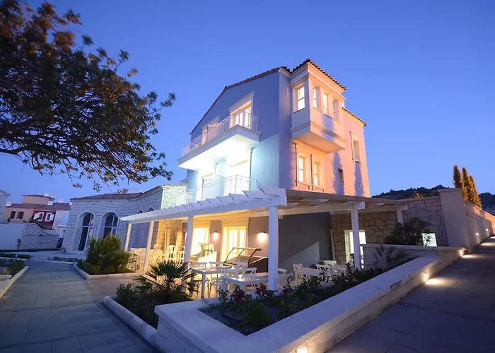 Отель Port Deniz